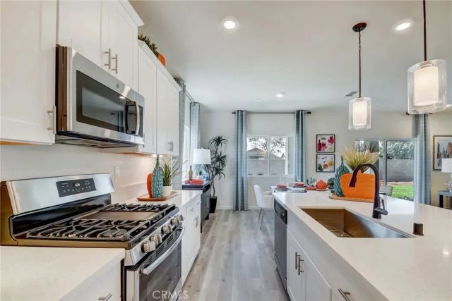 1015 Lucia Avenue, Fowler, CA 93625