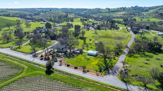 4003 El Pomar, Templeton, CA 93465