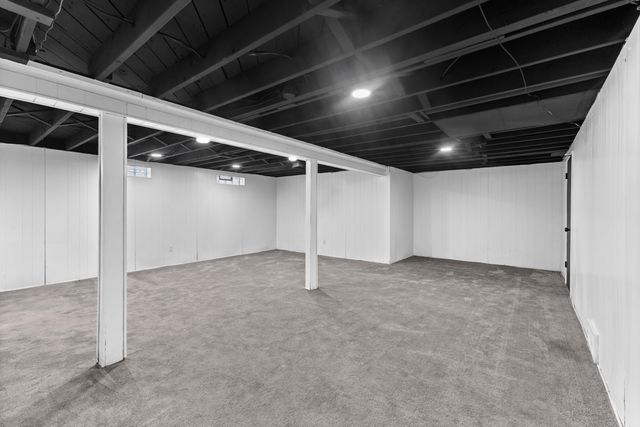 21310 Gardner Street, Oak Park City, MI 48237