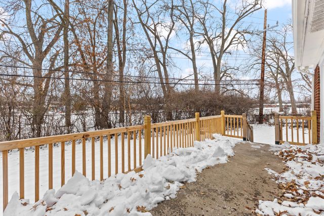 21310 Gardner Street, Oak Park City, MI 48237