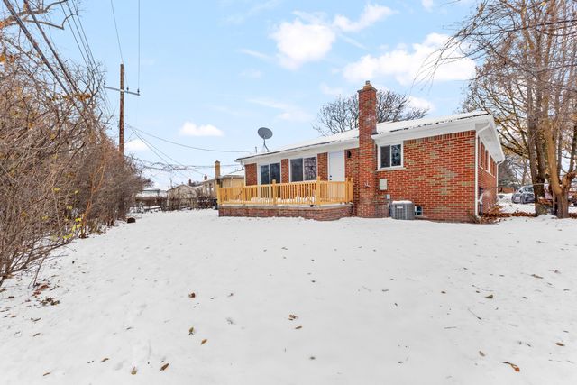 21310 Gardner Street, Oak Park City, MI 48237