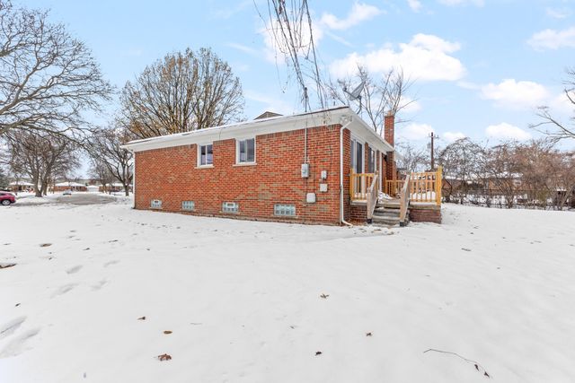 21310 Gardner Street, Oak Park City, MI 48237