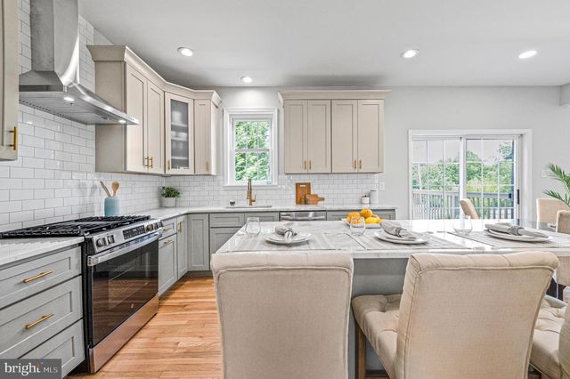 514 REGINALD LN, Collegeville, PA 19426