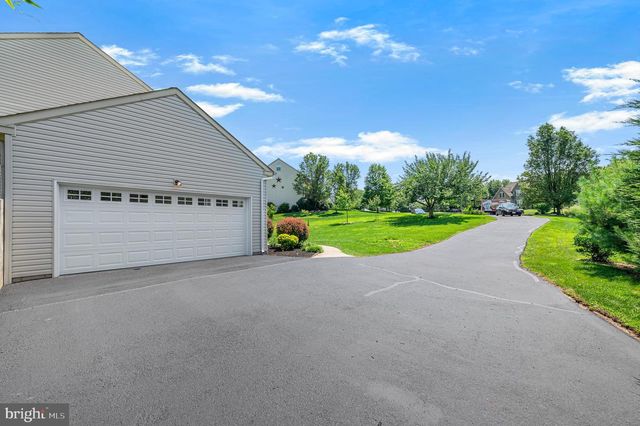 514 REGINALD LN, Collegeville, PA 19426