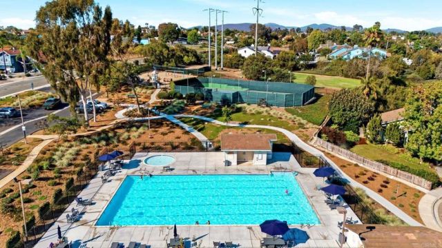 1663 Linda Sue Lane, Encinitas, CA 92024