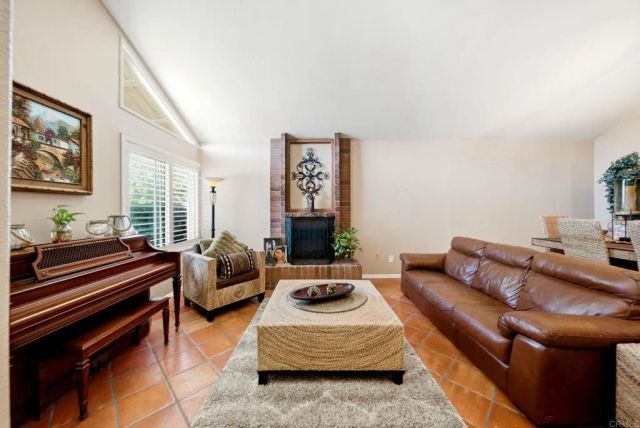 1663 Linda Sue Lane, Encinitas, CA 92024