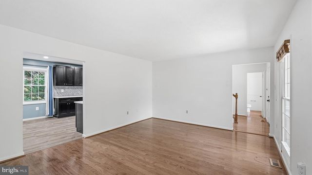 7407 CEDAR RUN DR, Warrenton, VA 20187