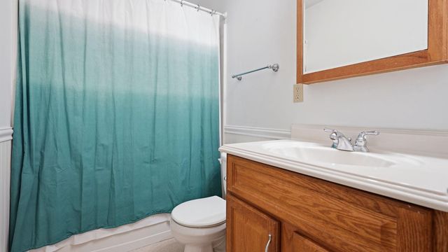 7407 CEDAR RUN DR, Warrenton, VA 20187