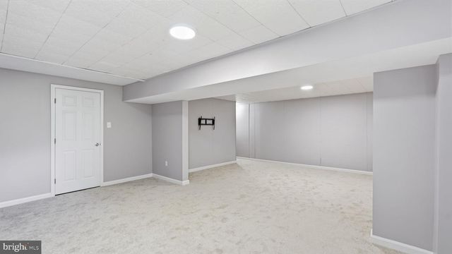 7407 CEDAR RUN DR, Warrenton, VA 20187