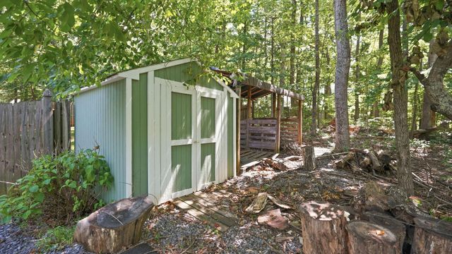 7407 CEDAR RUN DR, Warrenton, VA 20187