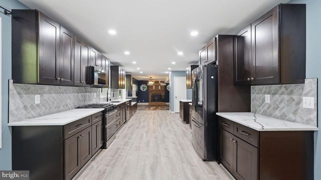 7407 CEDAR RUN DR, Warrenton, VA 20187