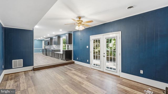 7407 CEDAR RUN DR, Warrenton, VA 20187