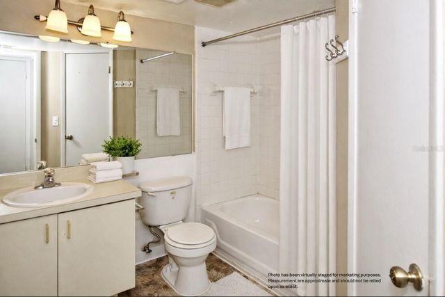 355 LAKEPOINTE DRIVE 204, Altamonte Springs, FL 32701