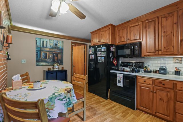 1690 Woodbury Road, Newport, MN 55055