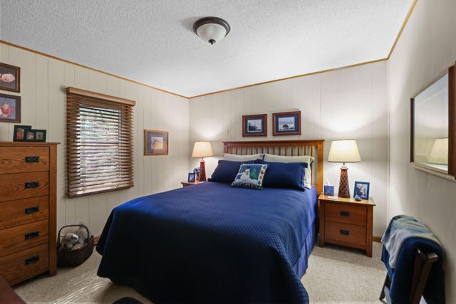 1690 Woodbury Road, Newport, MN 55055