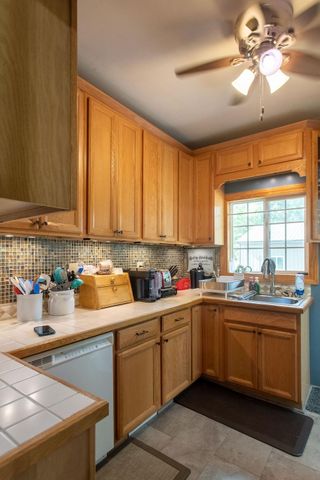 1601 S 3rd Avenue S, Fargo, ND 58103