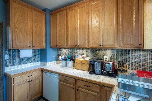 1601 S 3rd Avenue S, Fargo, ND 58103