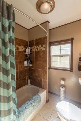 1601 S 3rd Avenue S, Fargo, ND 58103