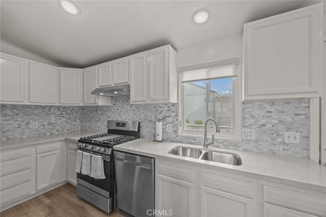 1660 Whittier Avenue 3, Costa Mesa, CA 92627