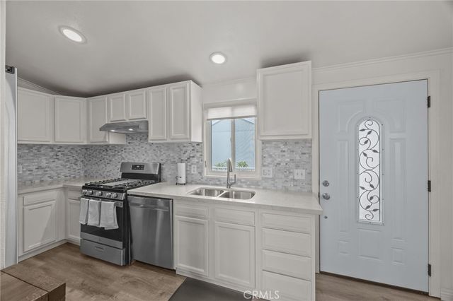 1660 Whittier Avenue 3, Costa Mesa, CA 92627