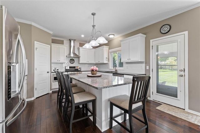 1073 N Sumac Street, Olathe, KS 66061