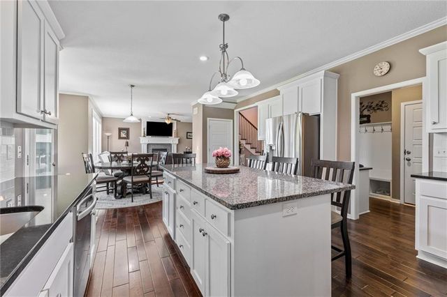 1073 N Sumac Street, Olathe, KS 66061