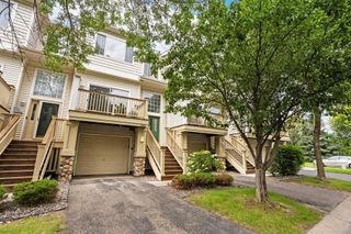 13840 54th Avenue N, Plymouth, MN 55446