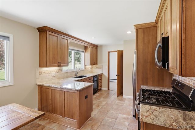 3499 Baseline Road, Grand Island, NY 14072