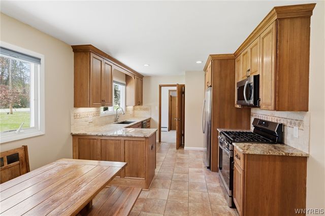 3499 Baseline Road, Grand Island, NY 14072