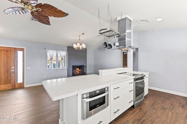 12809 W SEVILLE Drive, Sun City West, AZ 85375