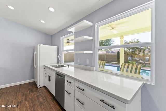 12809 W SEVILLE Drive, Sun City West, AZ 85375