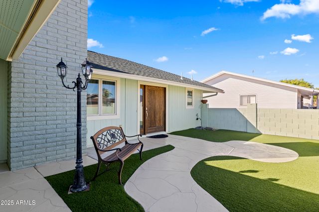 12809 W SEVILLE Drive, Sun City West, AZ 85375