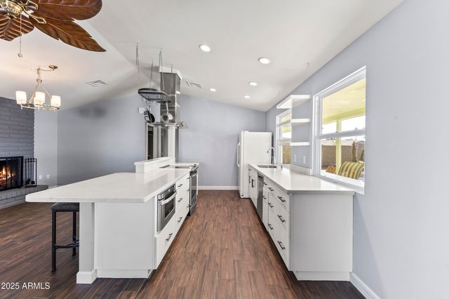 12809 W SEVILLE Drive, Sun City West, AZ 85375