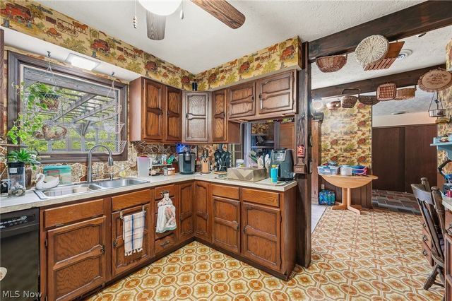 25060 Royalton Road, Columbia Station, OH 44028