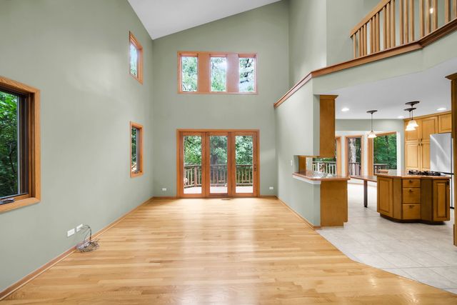 43W976 Oakleaf Drive, Elburn, IL 60119