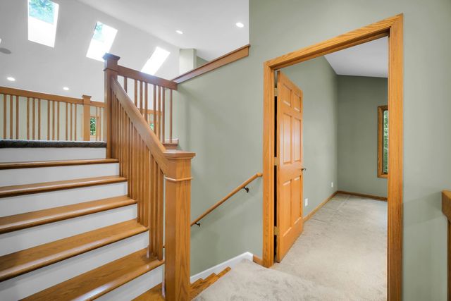 43W976 Oakleaf Drive, Elburn, IL 60119