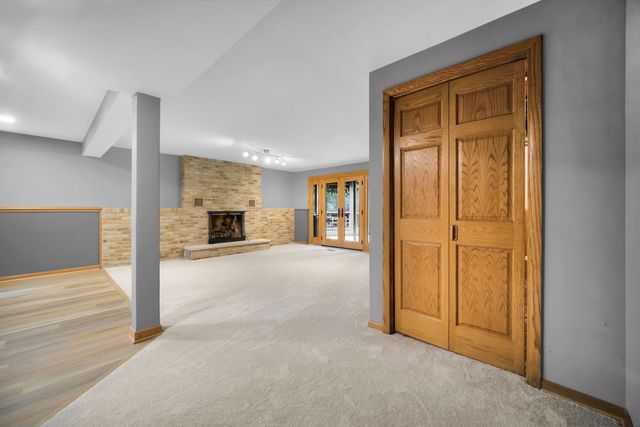 43W976 Oakleaf Drive, Elburn, IL 60119
