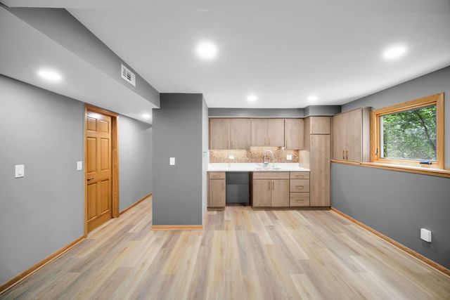 43W976 Oakleaf Drive, Elburn, IL 60119