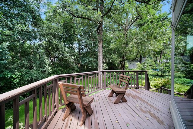 43W976 Oakleaf Drive, Elburn, IL 60119