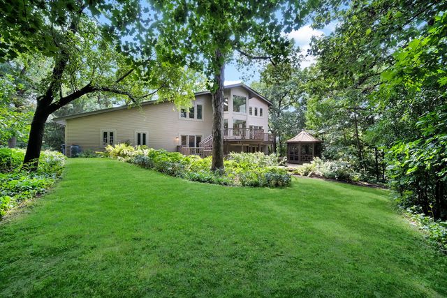 43W976 Oakleaf Drive, Elburn, IL 60119
