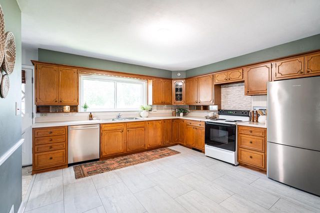 317 N 110th STREET, Wauwatosa, WI 53226