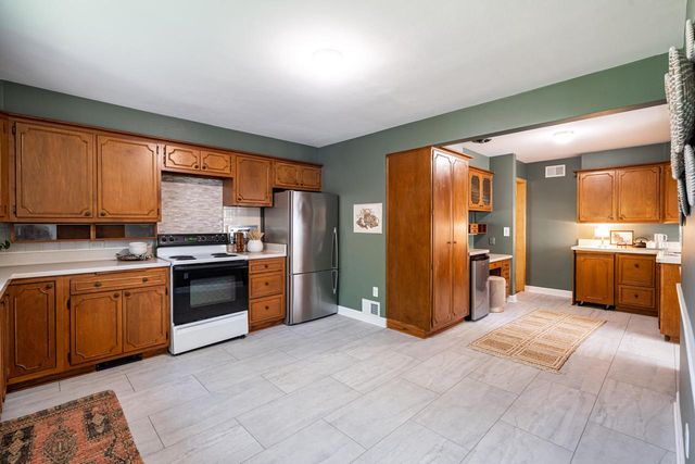 317 N 110th STREET, Wauwatosa, WI 53226