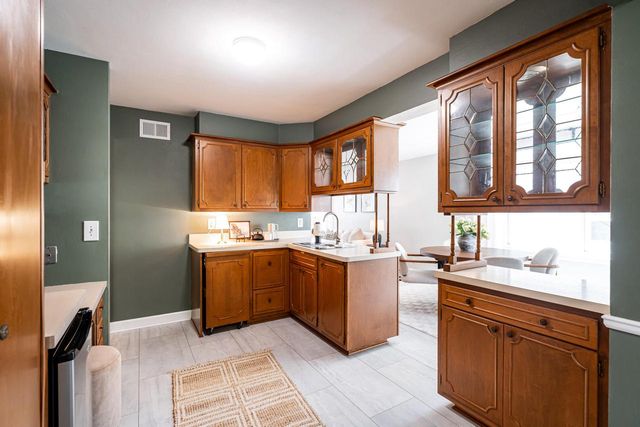 317 N 110th STREET, Wauwatosa, WI 53226