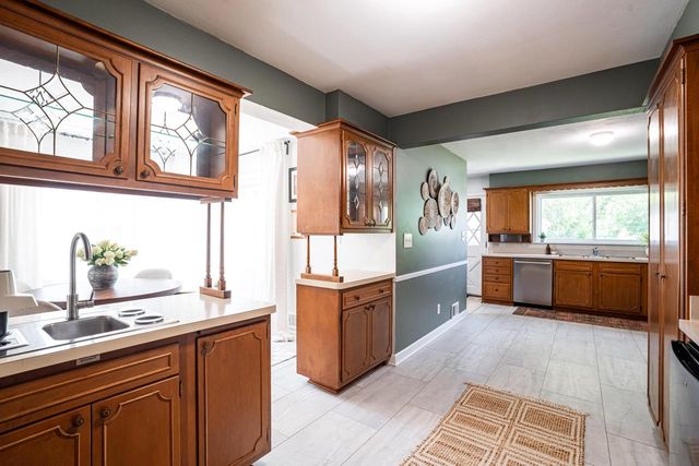 317 N 110th STREET, Wauwatosa, WI 53226