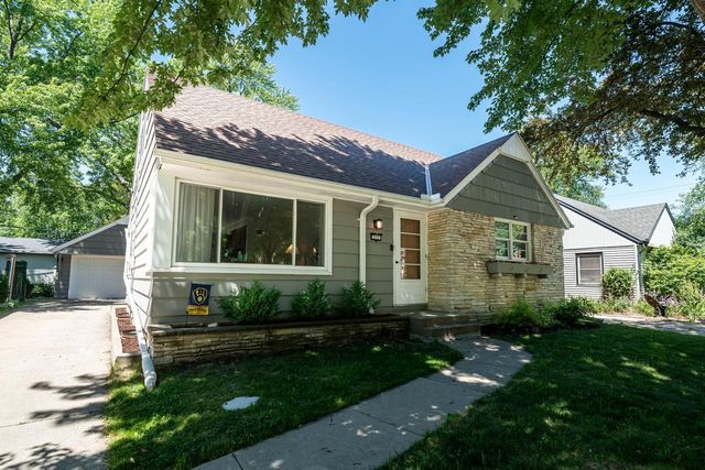317 N 110th STREET, Wauwatosa, WI 53226