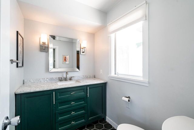 317 N 110th STREET, Wauwatosa, WI 53226