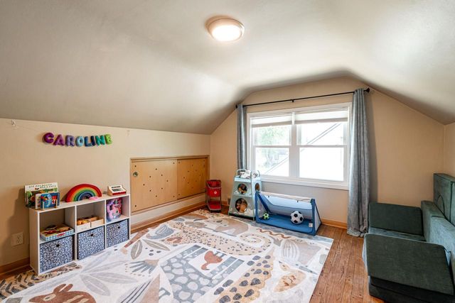 317 N 110th STREET, Wauwatosa, WI 53226