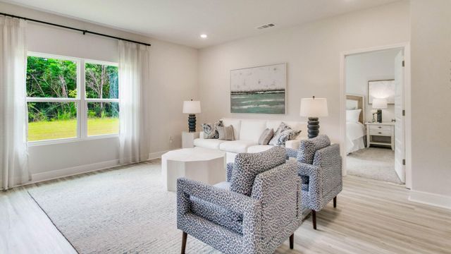 8167 Fox Hunt Drive, Milton, FL 32583