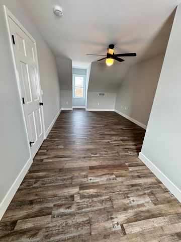 18350 N HIGHWAY 124, Centralia, MO 65240