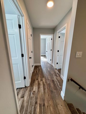 18350 N HIGHWAY 124, Centralia, MO 65240